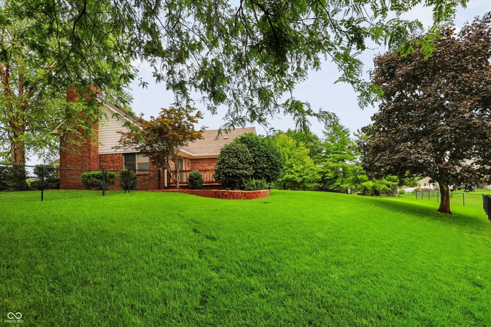 1102 Sarah Court Greenwood, IN 46142