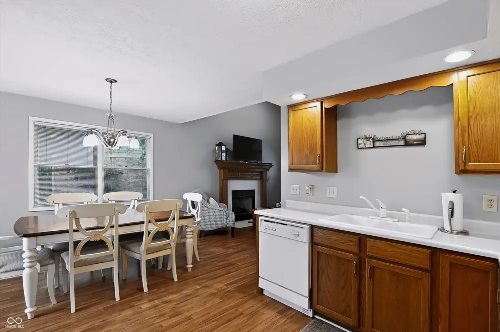 1102 Sarah Court Greenwood, IN 46142