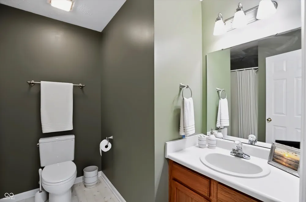 1102 Sarah Court Greenwood, IN 46142