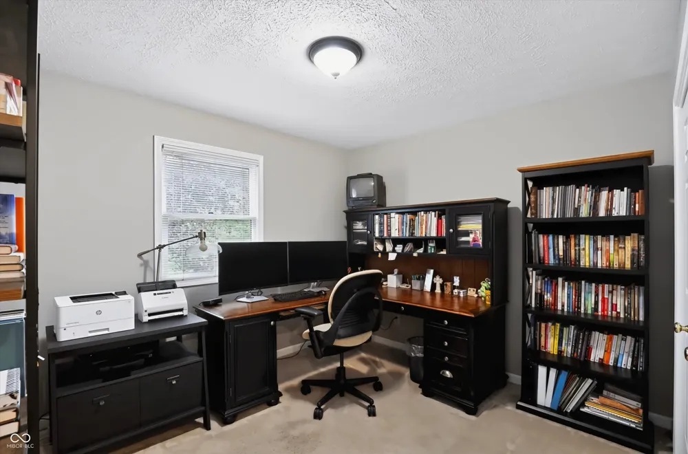 1102 Sarah Court Greenwood, IN 46142