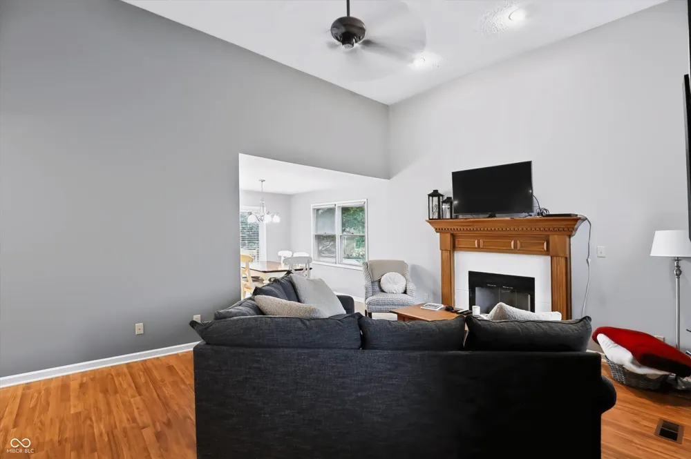 1102 Sarah Court Greenwood, IN 46142