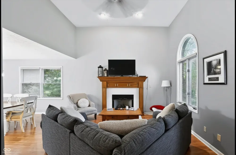 1102 Sarah Court Greenwood, IN 46142