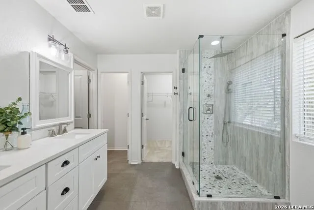 10618 CLOVER CYN Helotes, TX 78023