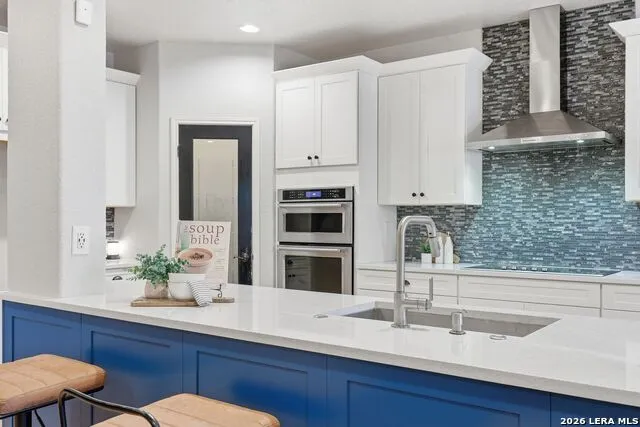 10618 CLOVER CYN Helotes, TX 78023