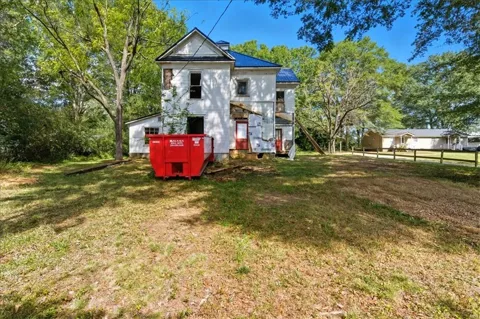 111 Bryan Street W