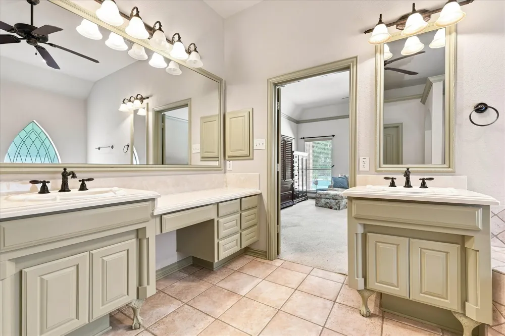 100 Woodland Drive Krugerville, TX 76227