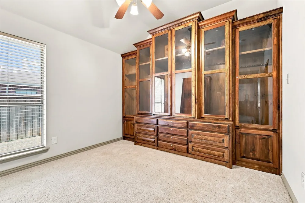 100 Woodland Drive Krugerville, TX 76227