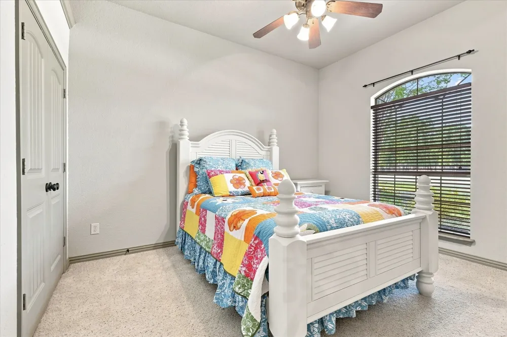 100 Woodland Drive Krugerville, TX 76227