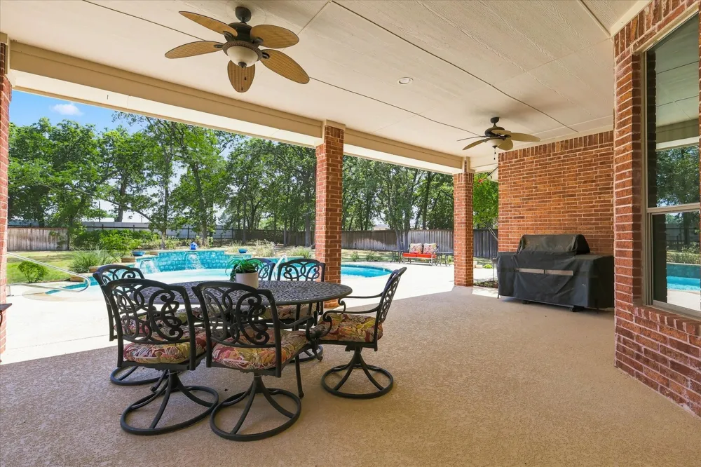 100 Woodland Drive Krugerville, TX 76227