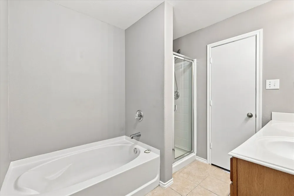 9878 Wake Bridge Drive Frisco, TX 75035