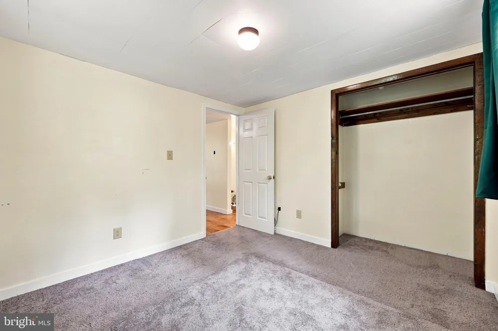 96 PERSIMMON LANE Gerrardstown, WV 25420