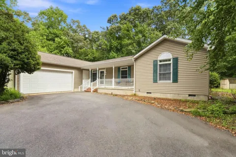 25153 MARY ROAD