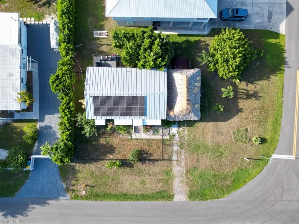 517 Coconut Avenue Other, FL 34140