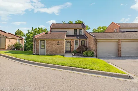 3013 Moon Lake Drive