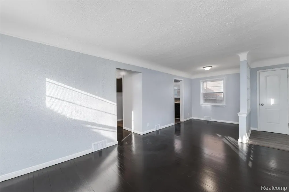 20211 Ashton Avenue Detroit City, MI 48219