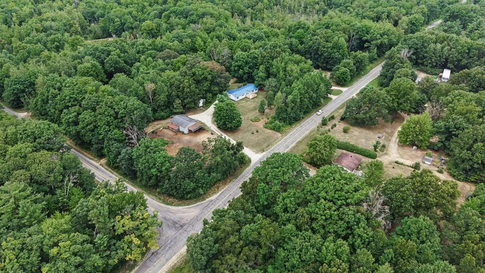 9323 180th Avenue Mecosta Township, MI 49346