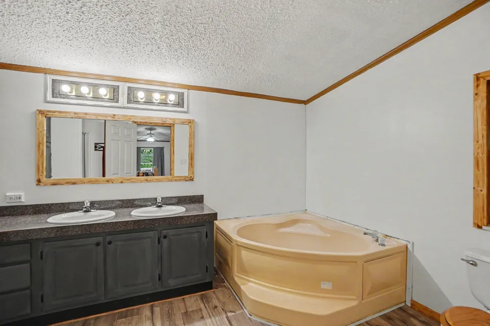 9323 180th Avenue Mecosta Township, MI 49346