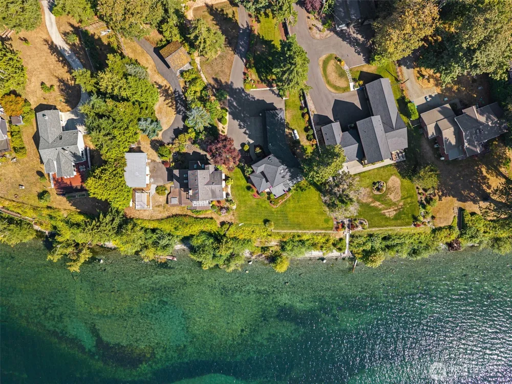 31879 S Bridge Way NE Poulsbo, WA 98370