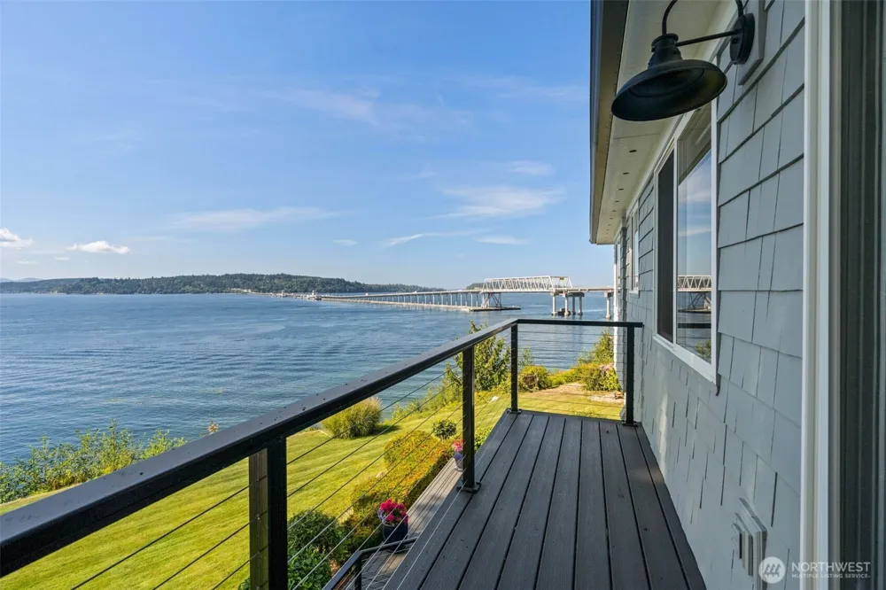 31879 S Bridge Way NE Poulsbo, WA 98370