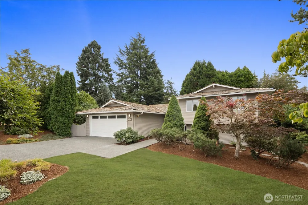 14115 SE 45th Street Bellevue, WA 98006