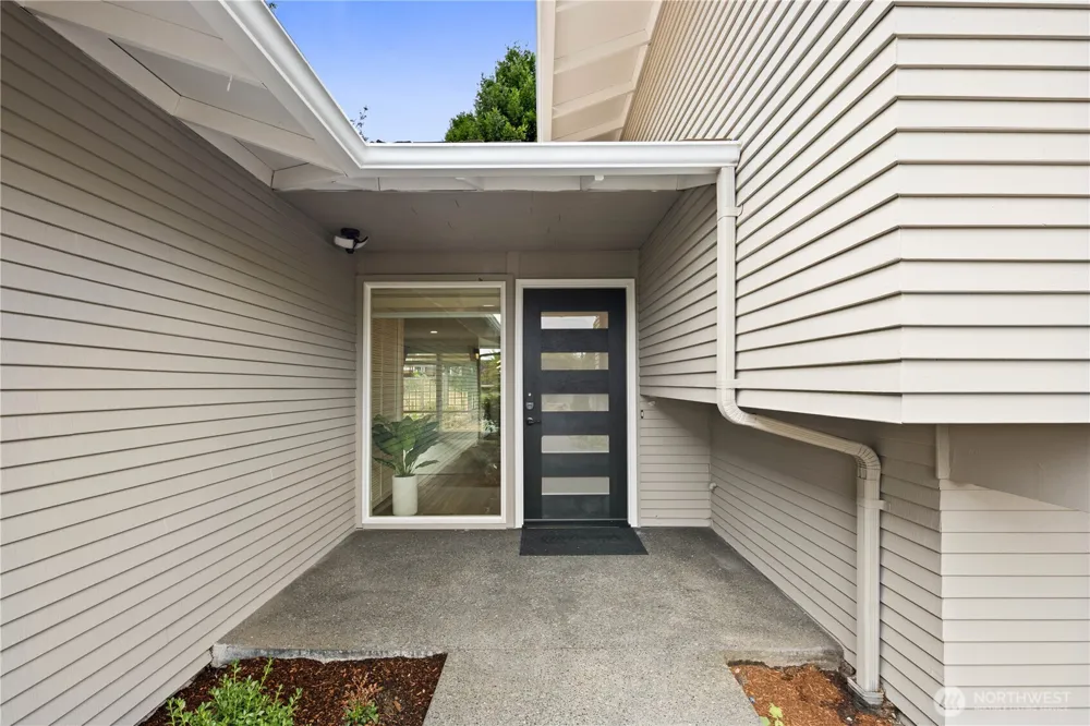 14115 SE 45th Street Bellevue, WA 98006