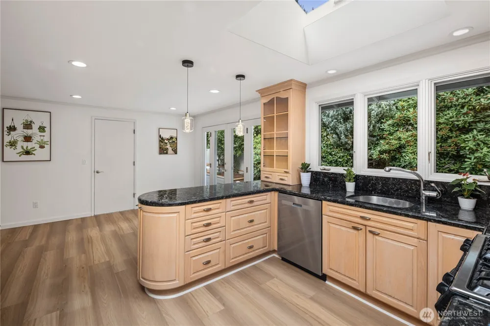 14115 SE 45th Street Bellevue, WA 98006