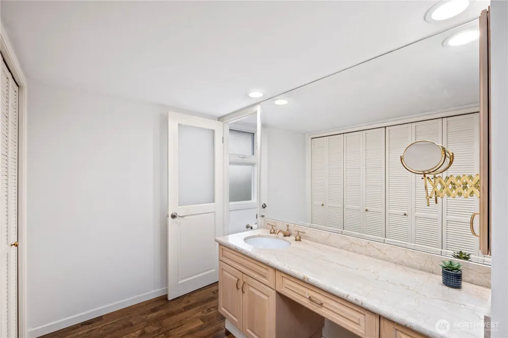 14115 SE 45th Street Bellevue, WA 98006