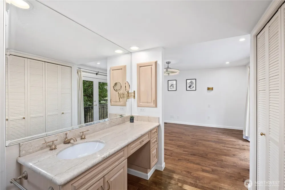 14115 SE 45th Street Bellevue, WA 98006