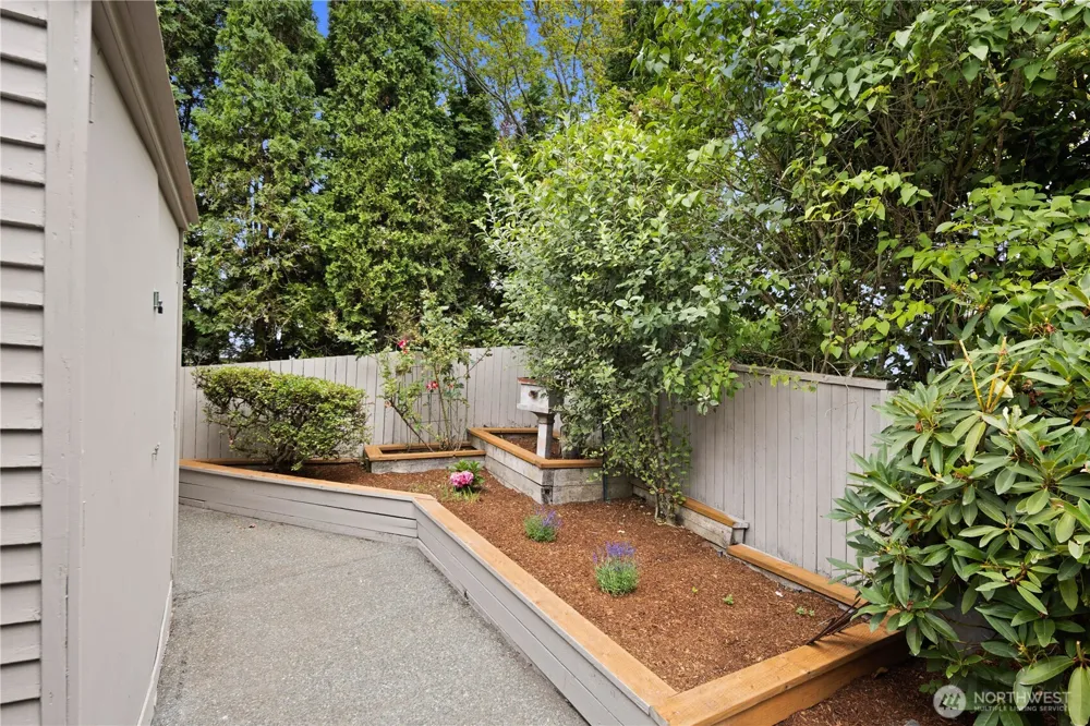 14115 SE 45th Street Bellevue, WA 98006