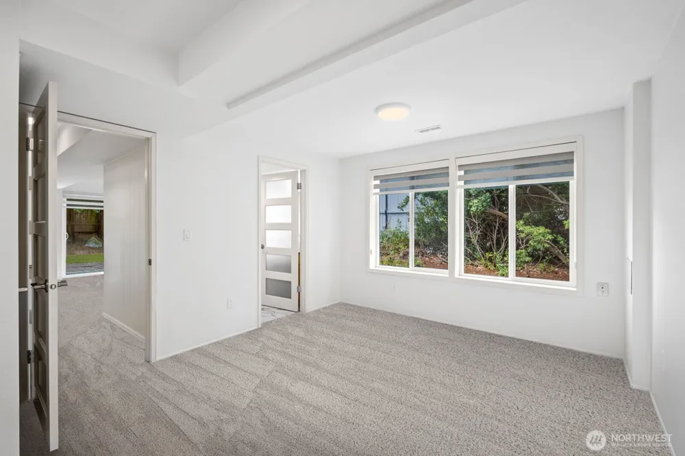 14115 SE 45th Street Bellevue, WA 98006