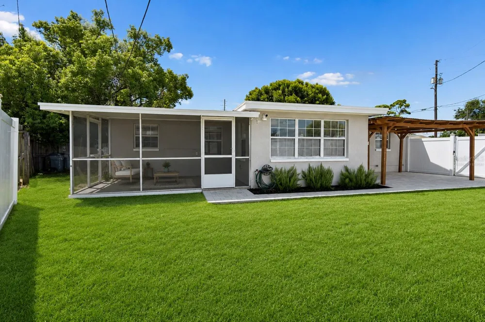 2222 ARCADIA ROAD Holiday, FL 34690
