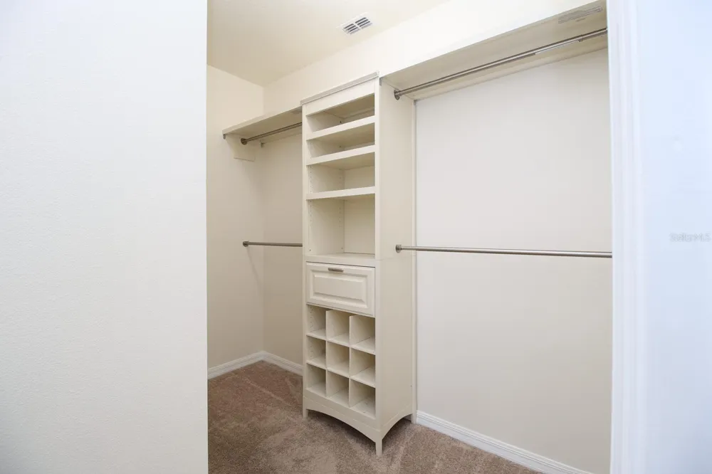 3238 BAYOU BAY DRIVE Lakeland, FL 33811