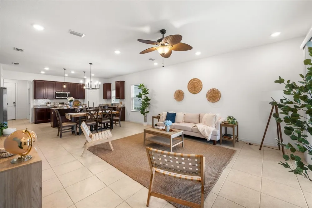 892 NW 251ST DRIVE Newberry, FL 32669