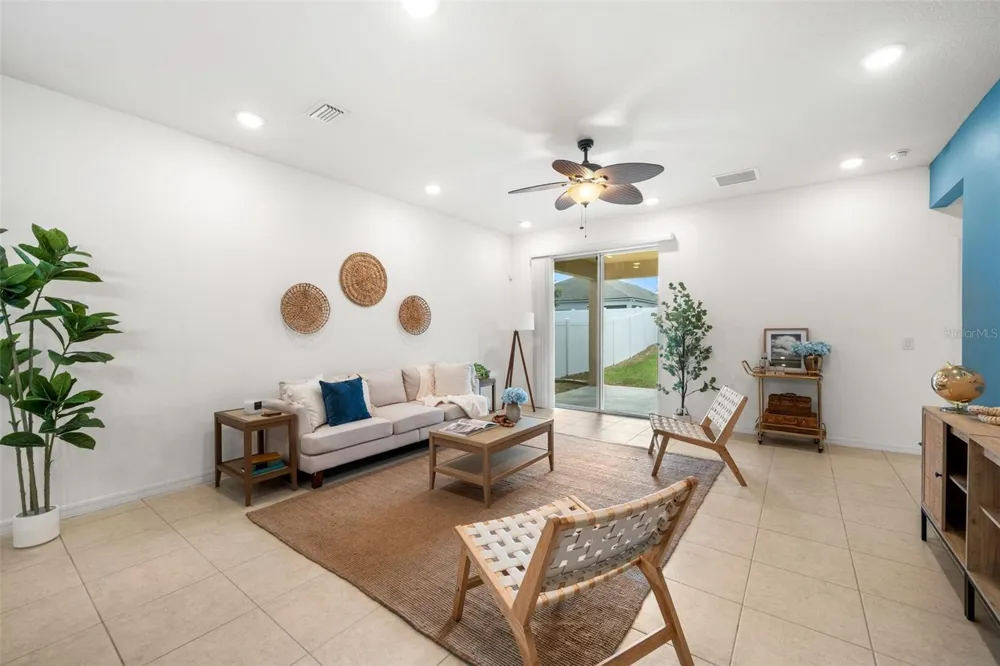 892 NW 251ST DRIVE Newberry, FL 32669