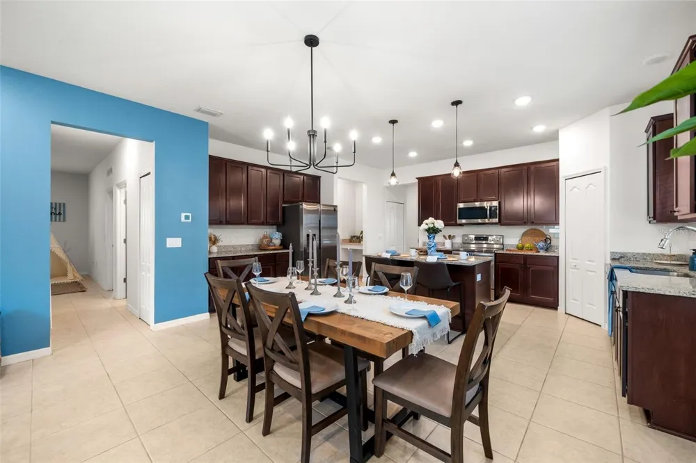 892 NW 251ST DRIVE Newberry, FL 32669