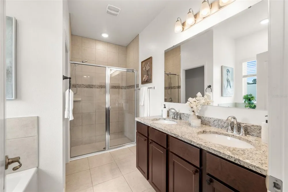 892 NW 251ST DRIVE Newberry, FL 32669