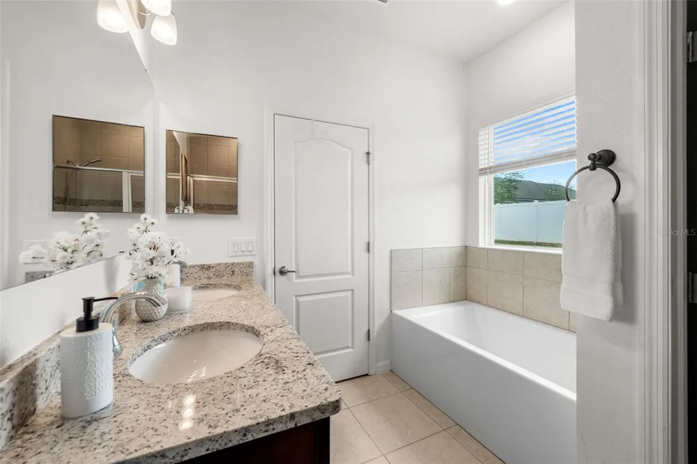892 NW 251ST DRIVE Newberry, FL 32669