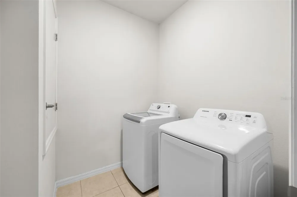 892 NW 251ST DRIVE Newberry, FL 32669