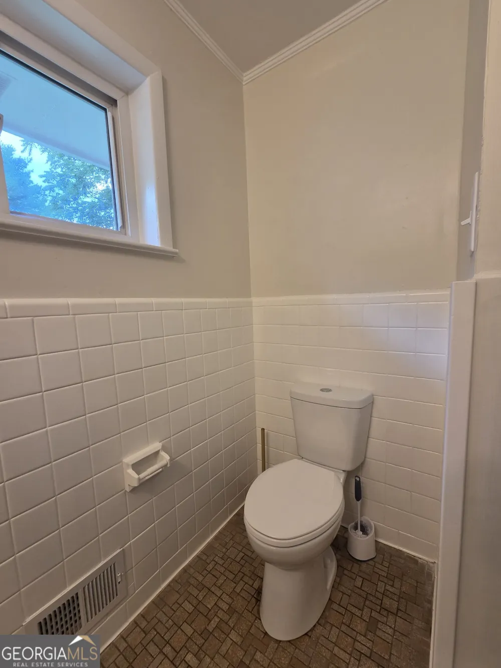 372 Foreacre ST Cornelia, GA 30531