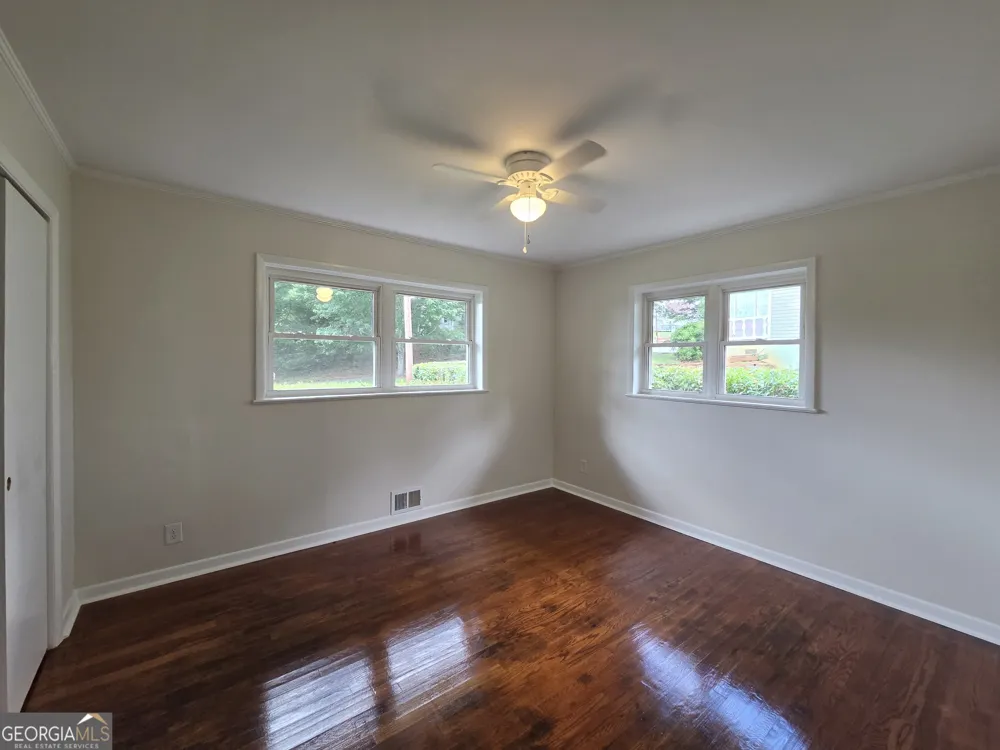 372 Foreacre ST Cornelia, GA 30531