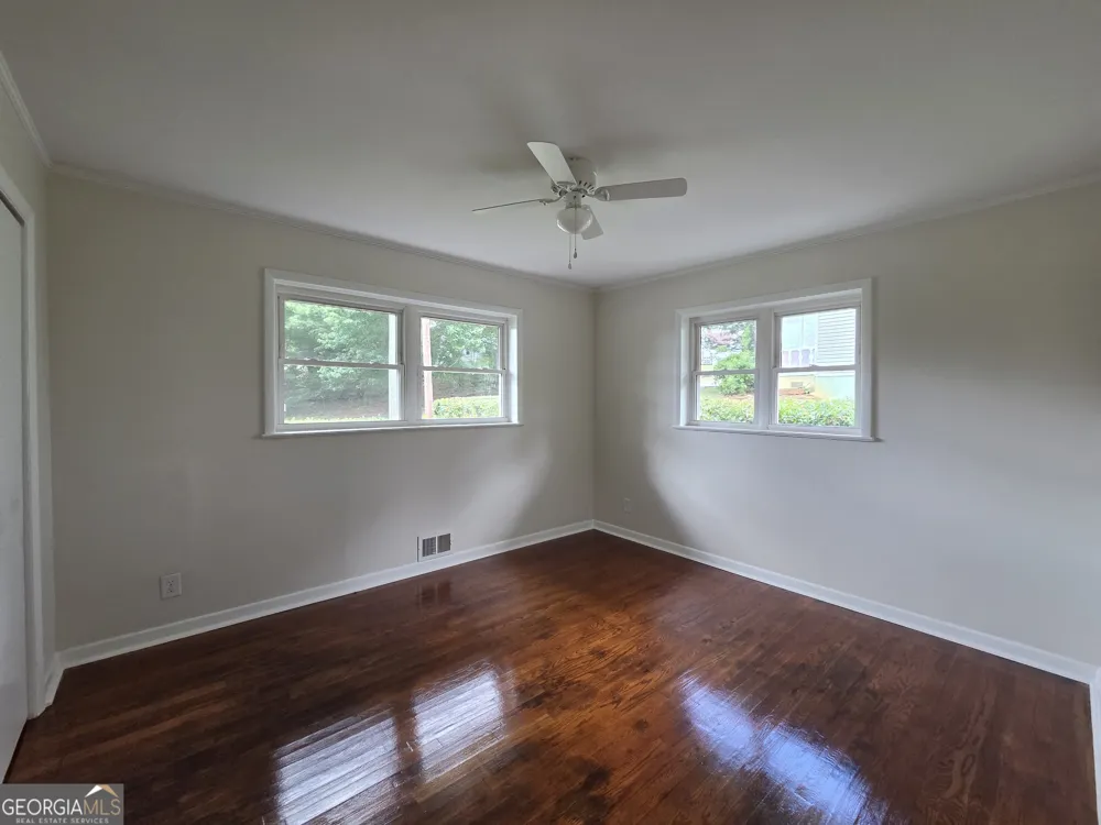 372 Foreacre ST Cornelia, GA 30531