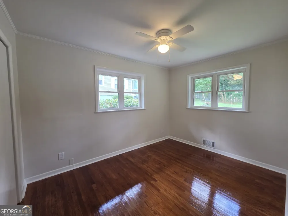 372 Foreacre ST Cornelia, GA 30531