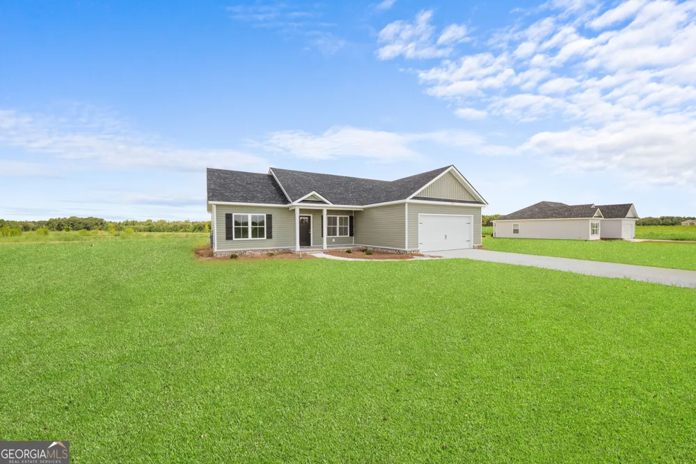 169 Landmark CIR Statesboro, GA 30458