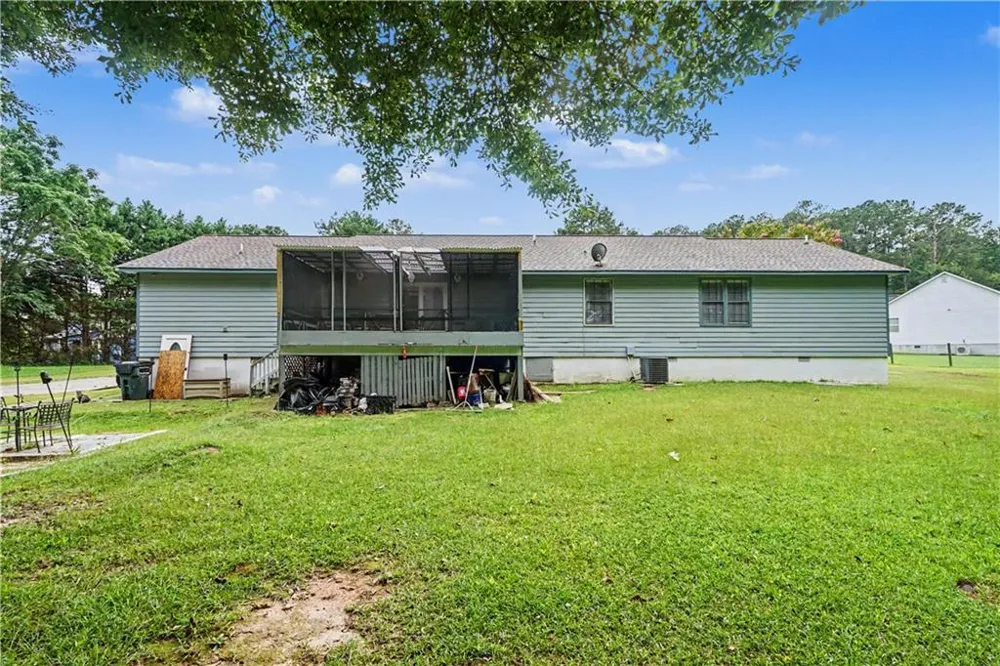 900 Stone Lea Trace Oxford, GA 30054