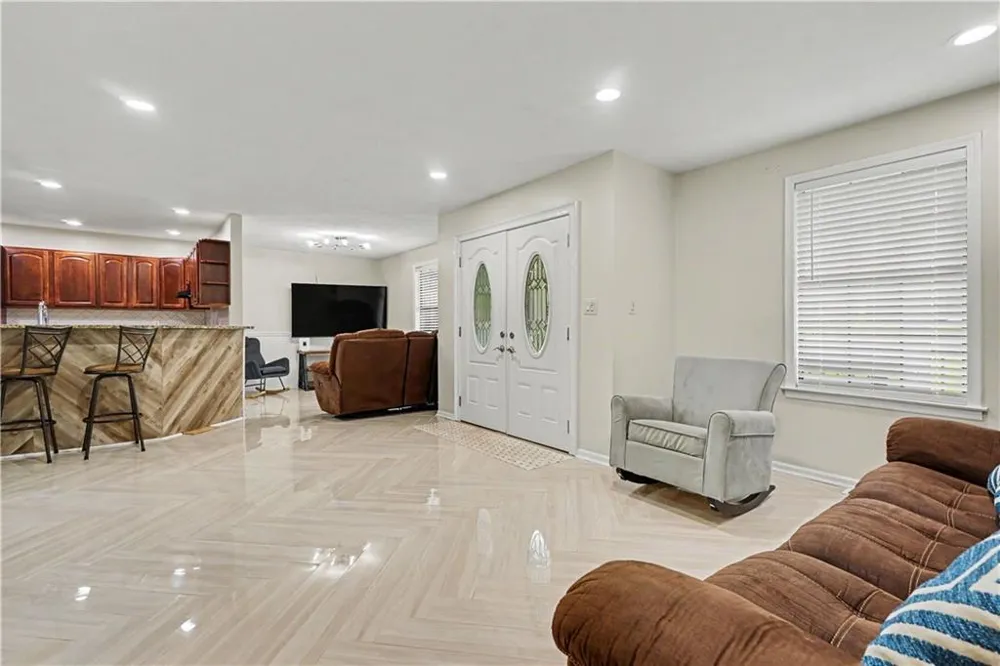 900 Stone Lea Trace Oxford, GA 30054