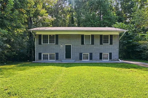 2970 Carriage Lane