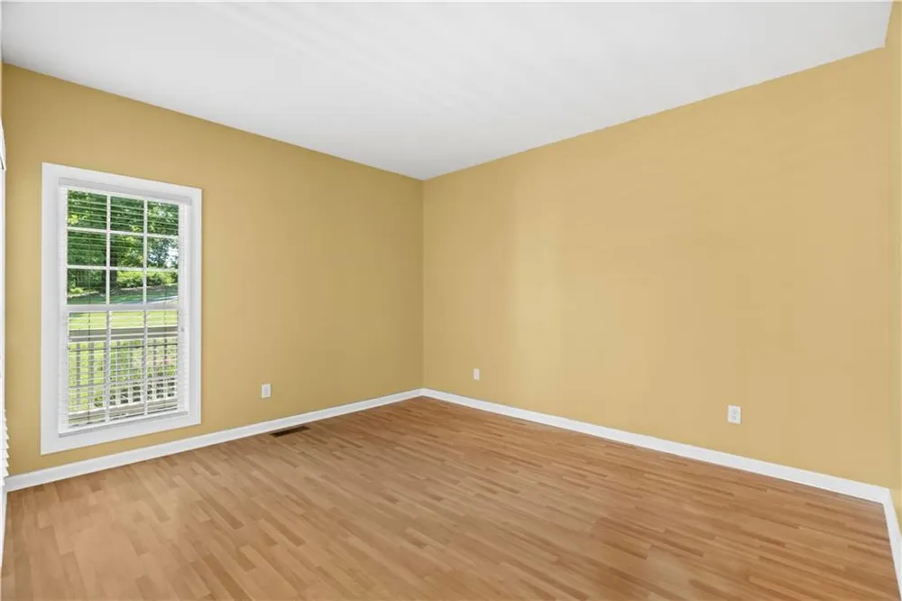 185 Thornwood Drive SE Calhoun, GA 30701