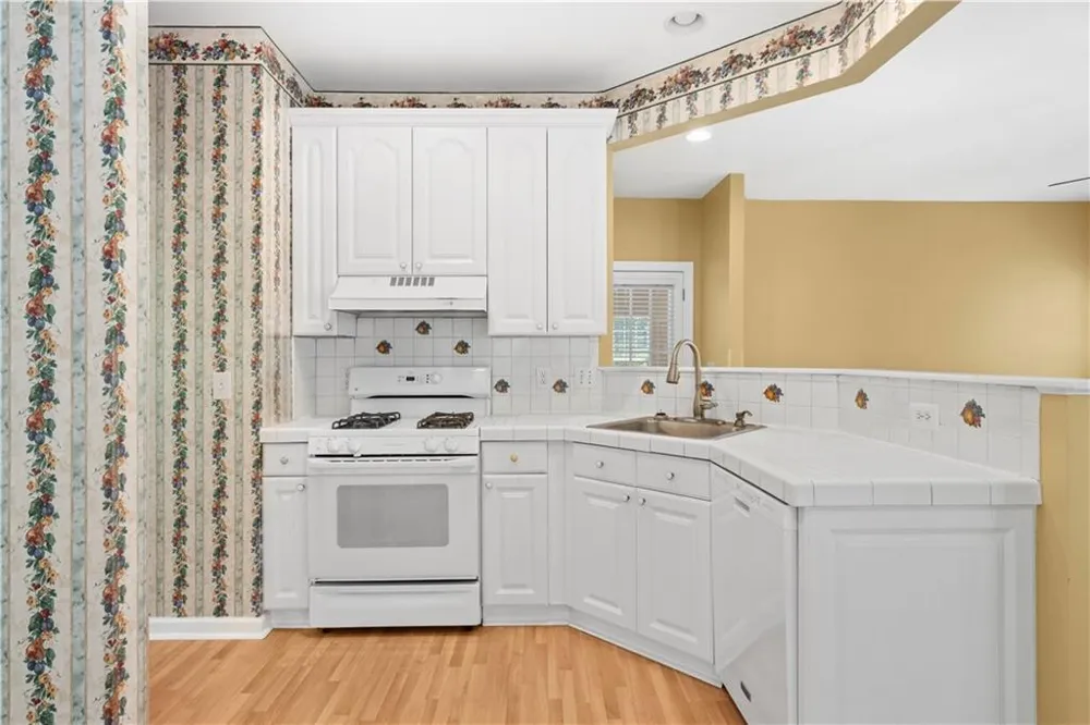 185 Thornwood Drive SE Calhoun, GA 30701