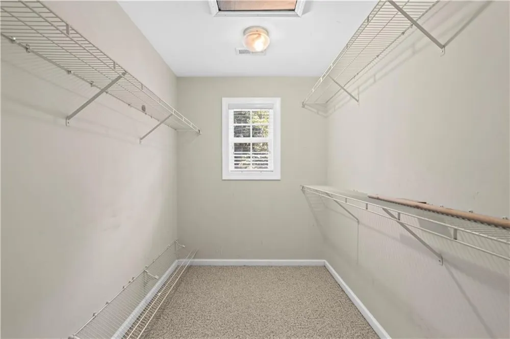 185 Thornwood Drive SE Calhoun, GA 30701