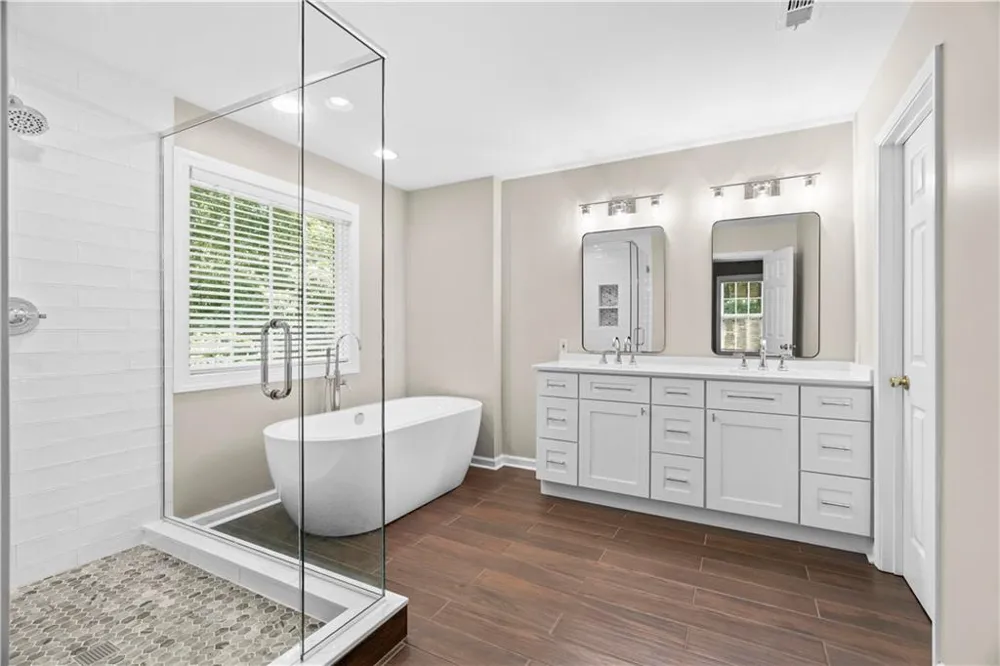 185 Thornwood Drive SE Calhoun, GA 30701